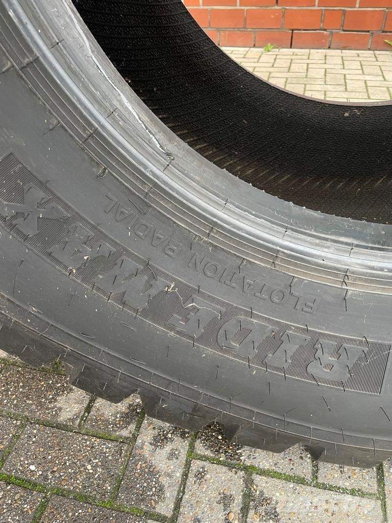 BKT 650/65R30,5 Ruedas