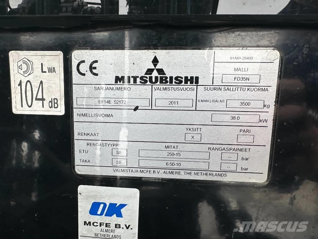 Mitsubishi FD 35 N Camiones diesel