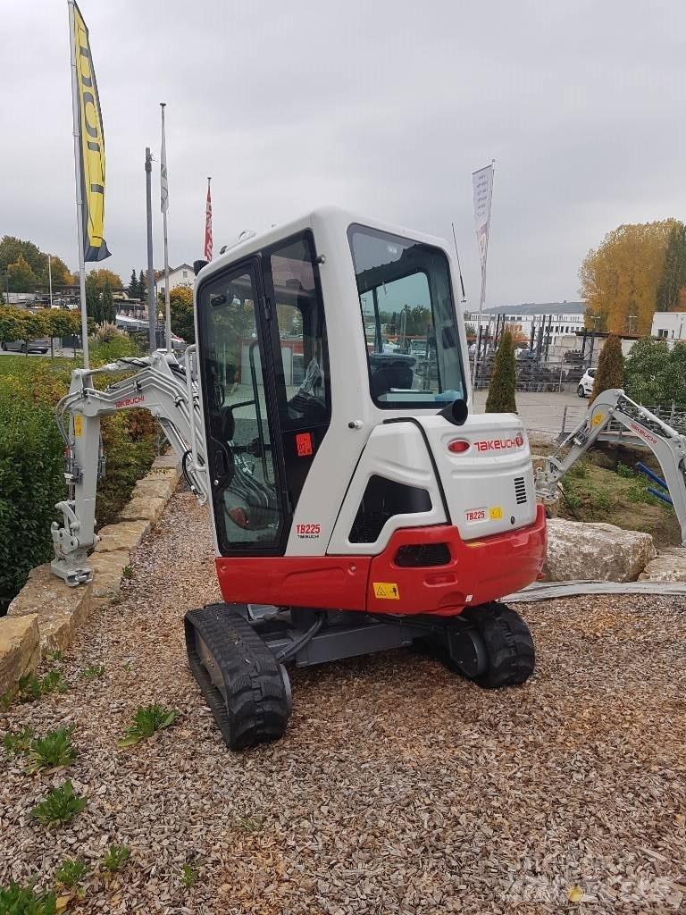 Takeuchi TB225 Miniexcavadoras