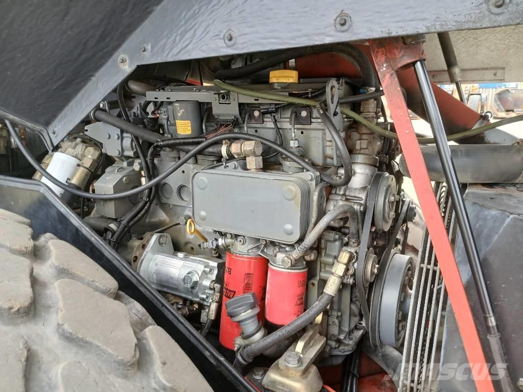 Dynapac CA302 D, Vält Rodillos de un solo tambor