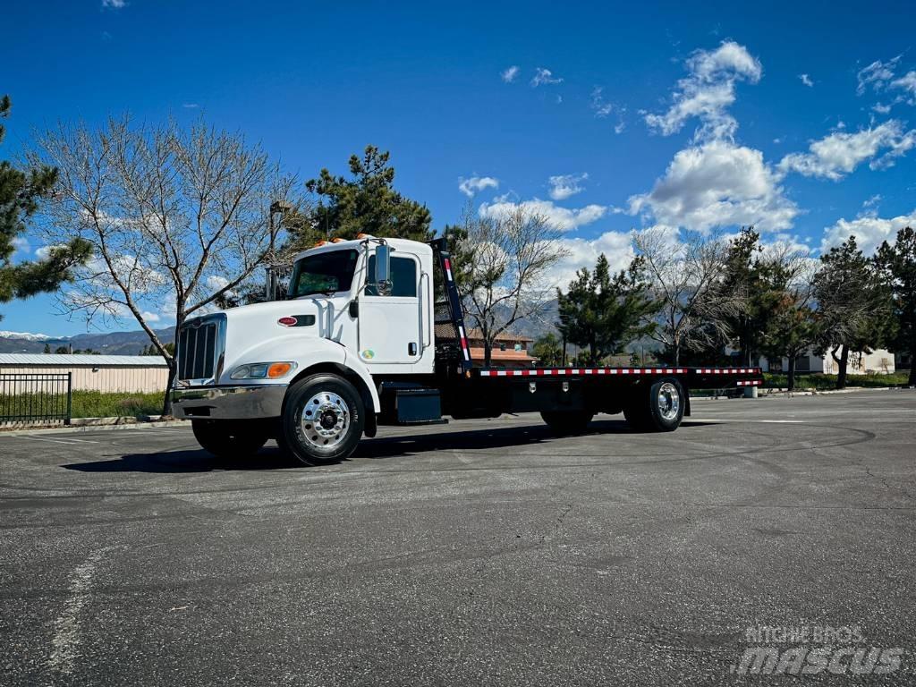 Peterbilt 337 Camiones de cama baja