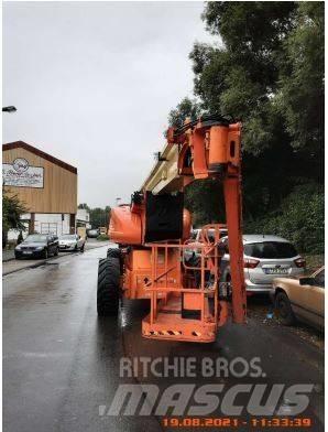 JLG 1250 AJP Plataformas con brazo de elevación manual