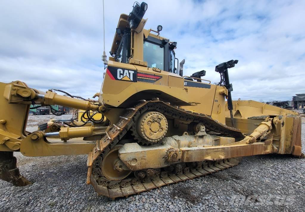 CAT D 8 T Buldozer sobre oruga