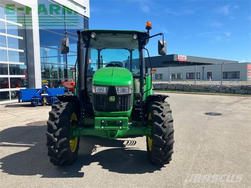 John Deere 5067E Tractores