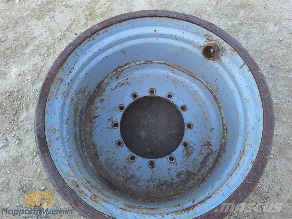 Valmet 911.1 24x34 Llantas