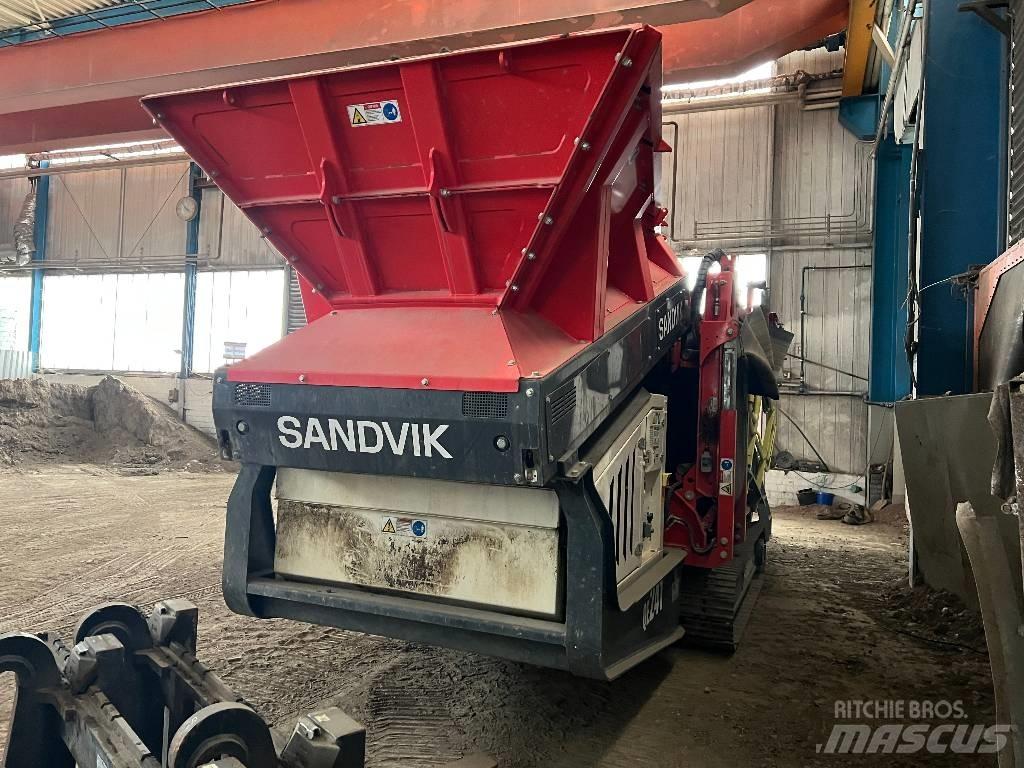 Sandvik QE 241 Machacadoras