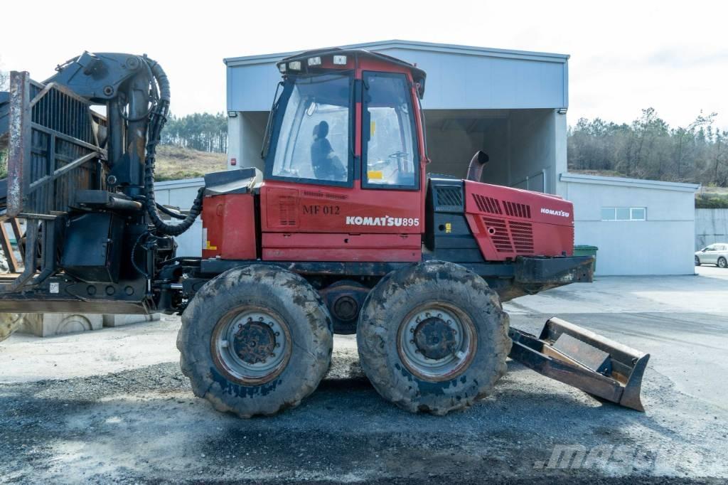 Komatsu 895.1 - 8WD Transportadoras