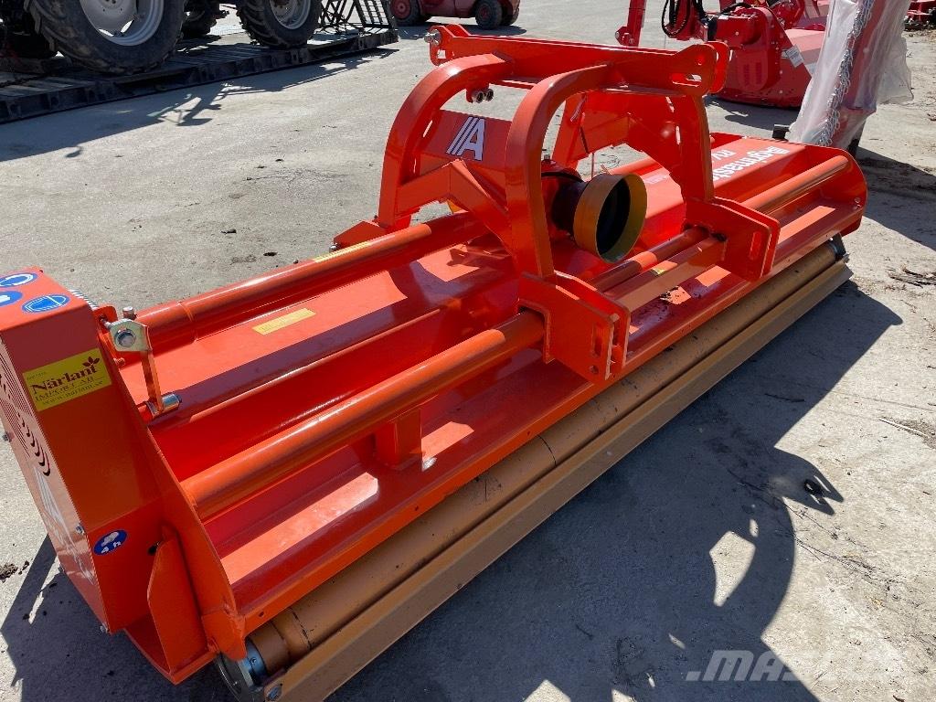 Agrimaster RV 320 Segadoras y cortadoras de hojas para pasto