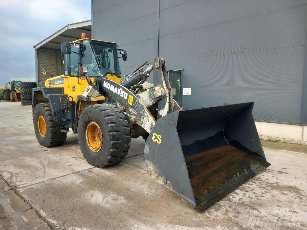 Komatsu WA320PZ-6 Cargadoras sobre ruedas