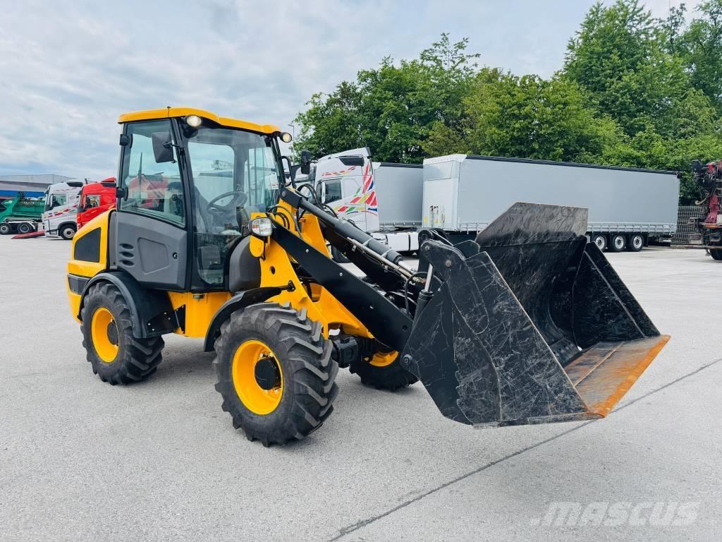 JCB 406 Cargadoras sobre ruedas