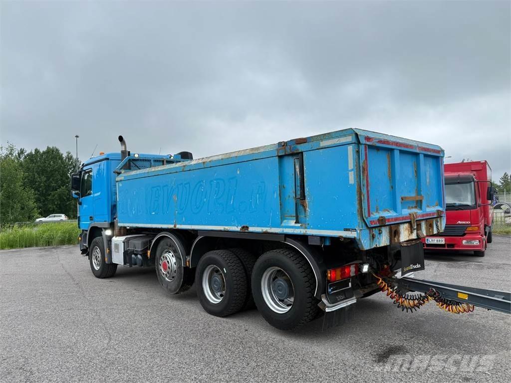 Sisu DK12M 8X4 Bañeras basculantes usadas