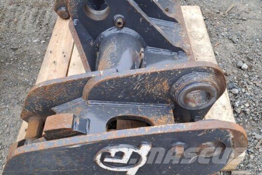 Develon Hitch Miniexcavadoras