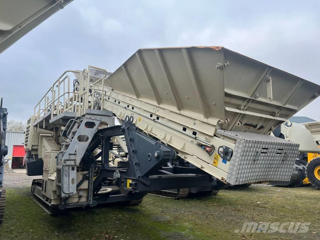 Metso LT 300 HP Trituradoras móviles