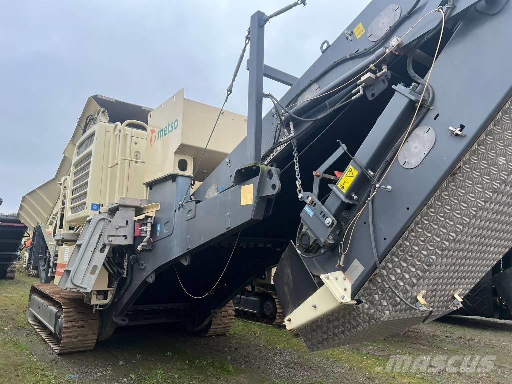Metso LT 300 HP Trituradoras móviles