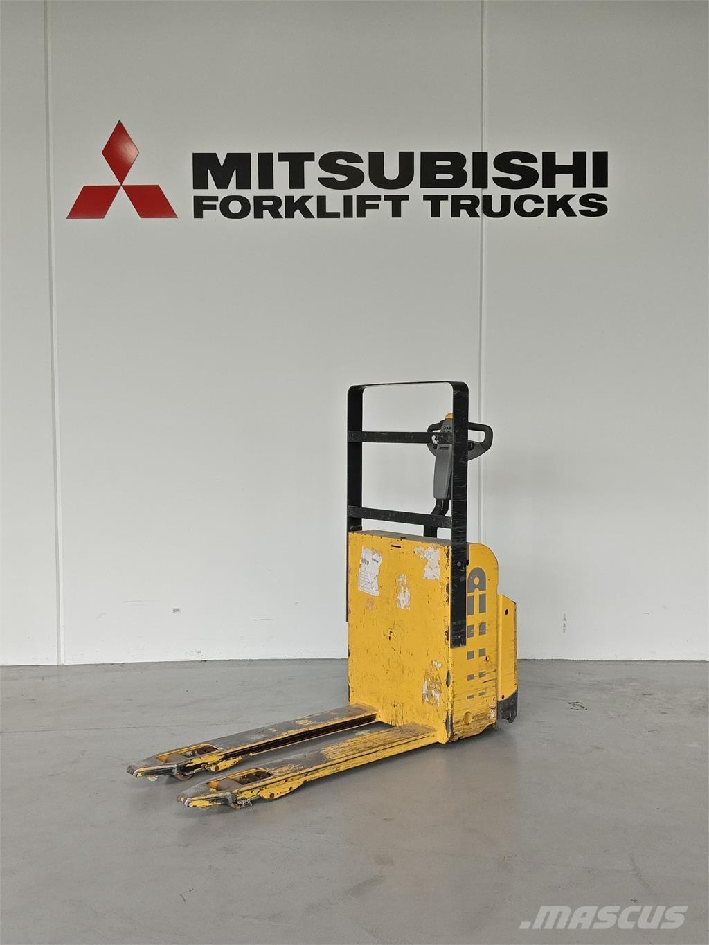 Atlet PLL180 Montacargas manual