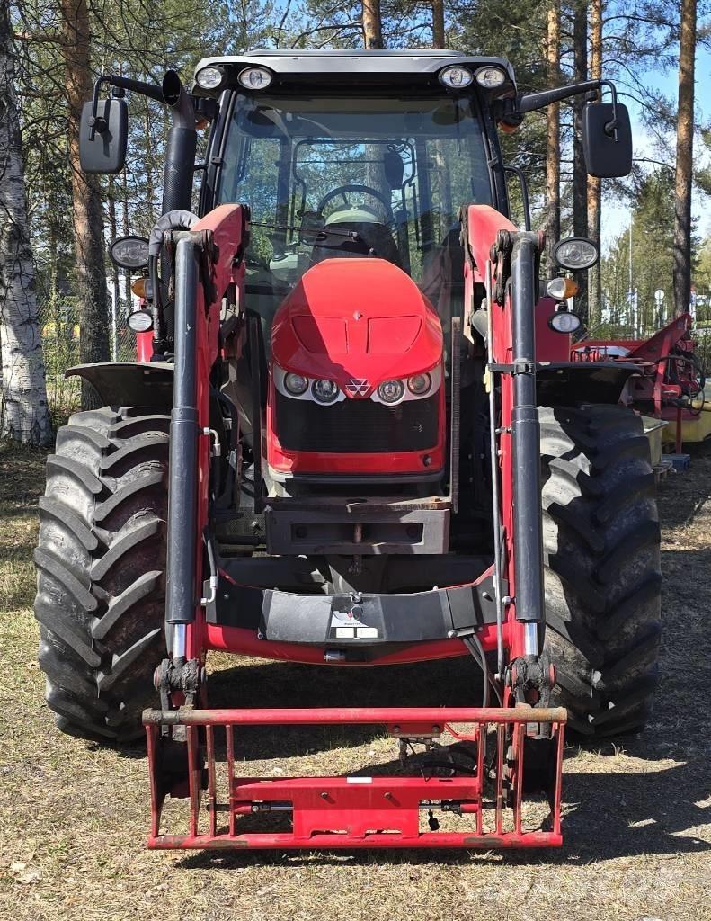 Massey Ferguson 5613 Tractores