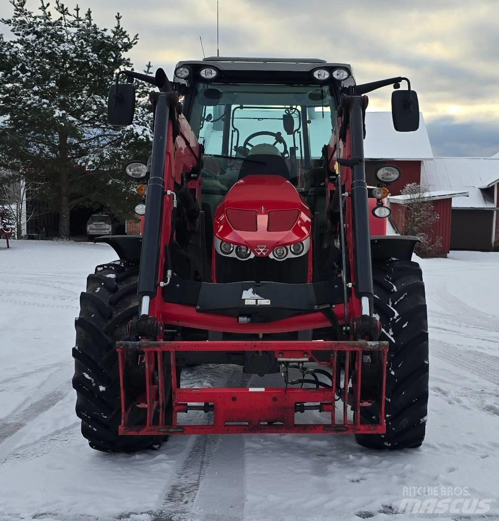 Massey Ferguson 5613 Tractores