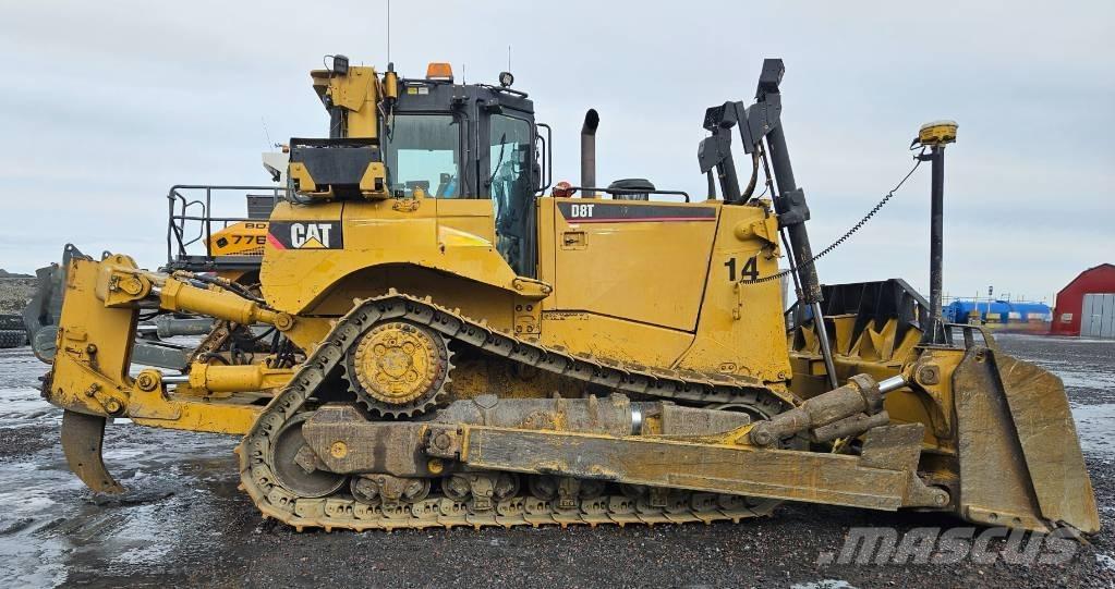 CAT D 8 T Buldozer sobre oruga