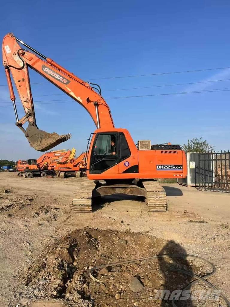 Doosan DH 225 LC-9 Excavadoras sobre orugas