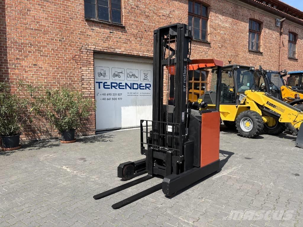 Toyota RRE 140 Montacargas de alcance de gran altura