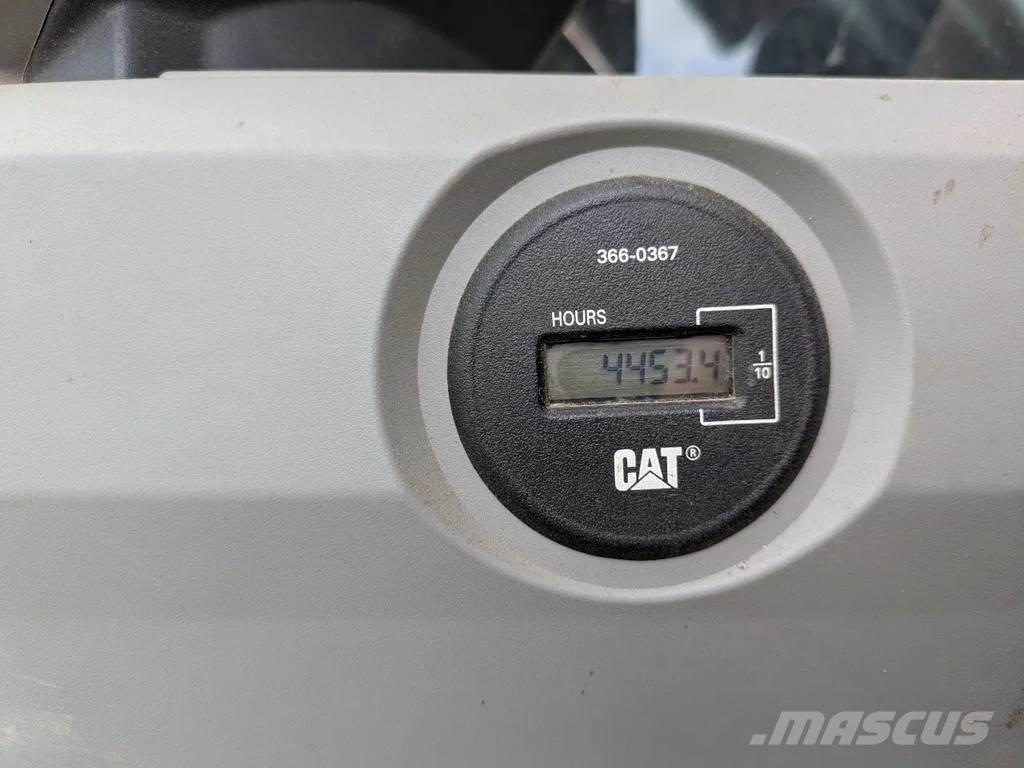 CAT 374F Excavadoras sobre orugas