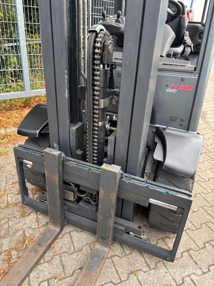 Linde H 30 T Camiones LPG
