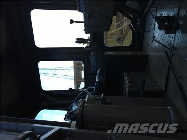 CAT D6D Buldozer sobre oruga