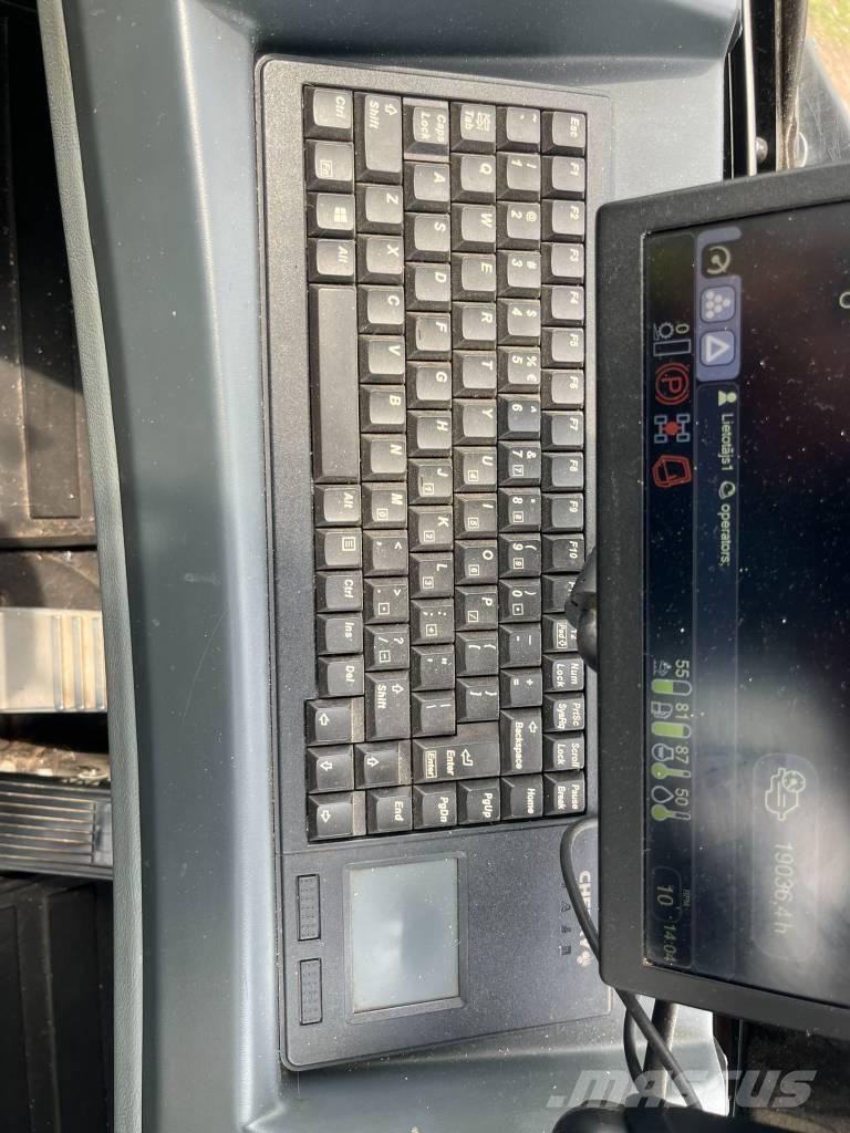 Komatsu 845 Transportadoras