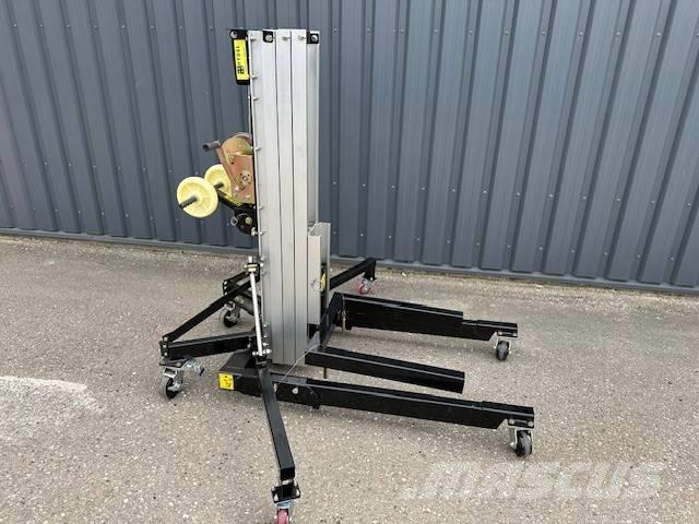 Rees Lift SML3,3 Otras plataformas elevadoras
