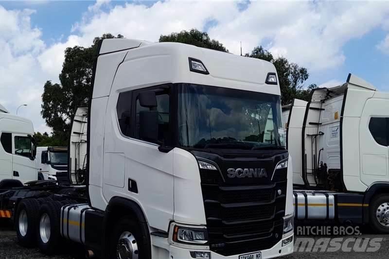 Scania R560 Otros camiones