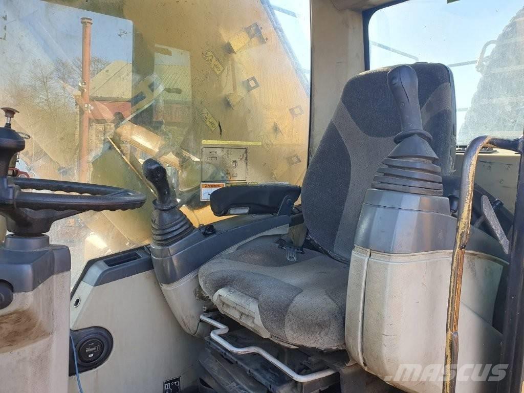 CAT M 325 C MH Manejadores de residuos industriales