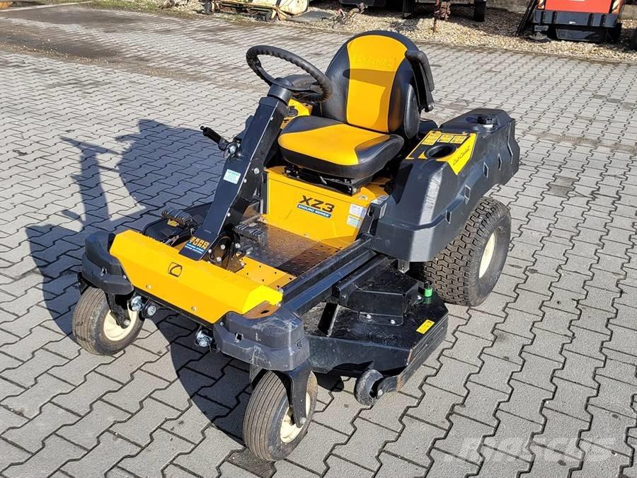 Cub Cadet ZX3 122 Tractores corta-césped