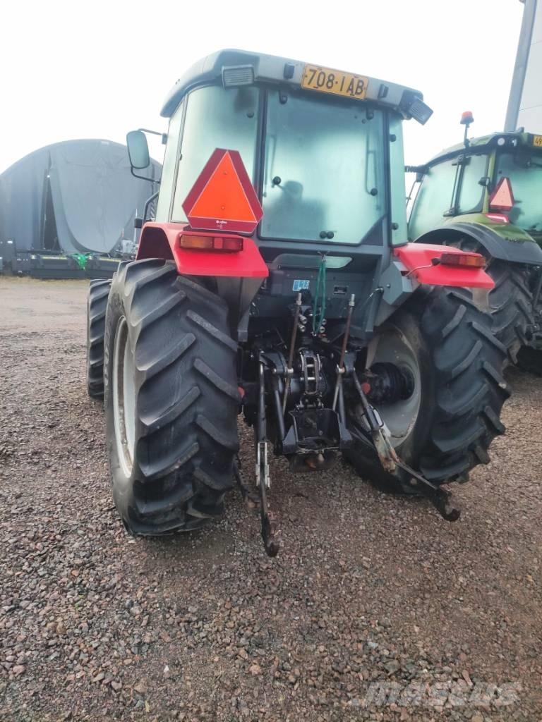 Massey Ferguson 4245 Tractores