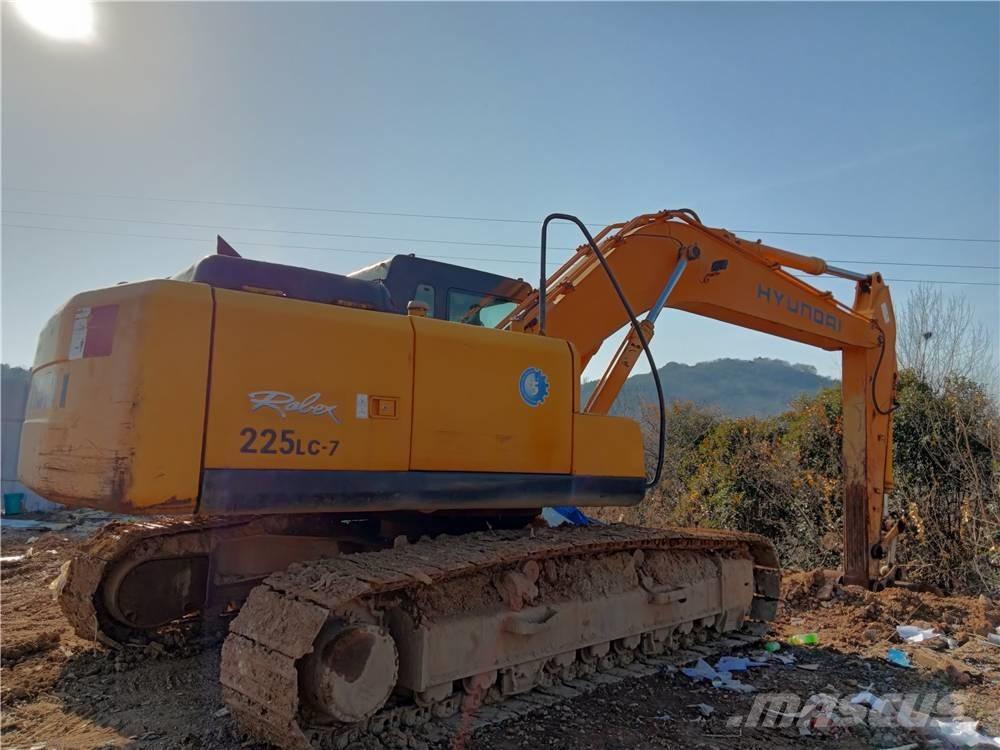Hyundai R225LC-7 Excavadoras sobre orugas