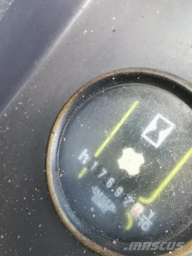 CASE WX 150 Excavadoras de ruedas