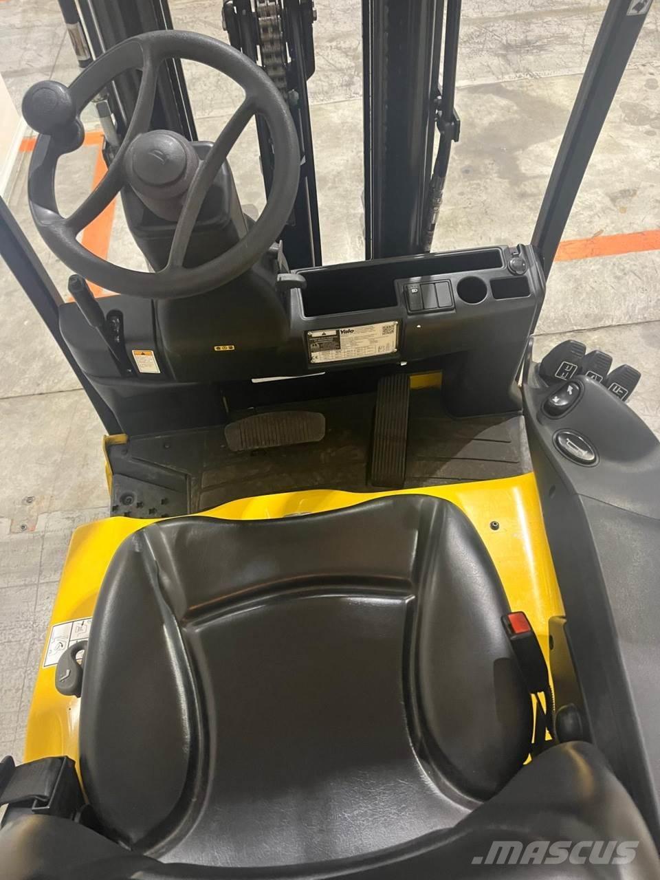 Yale ERP15VC Carretillas de horquilla eléctrica
