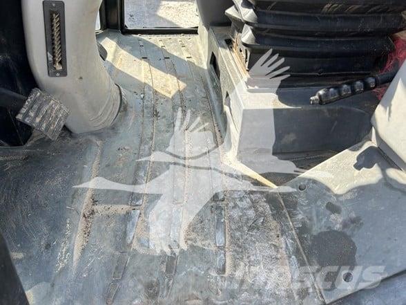 CAT 906M Cargadoras sobre ruedas