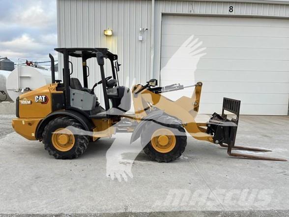 CAT 906M Cargadoras sobre ruedas