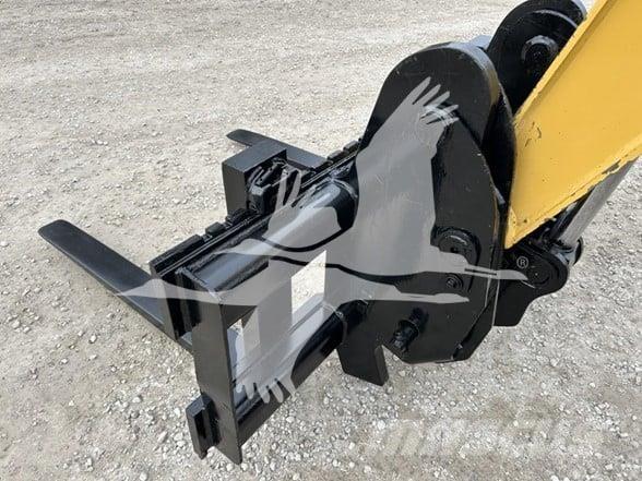 CAT TL943 Carretillas telescópicas