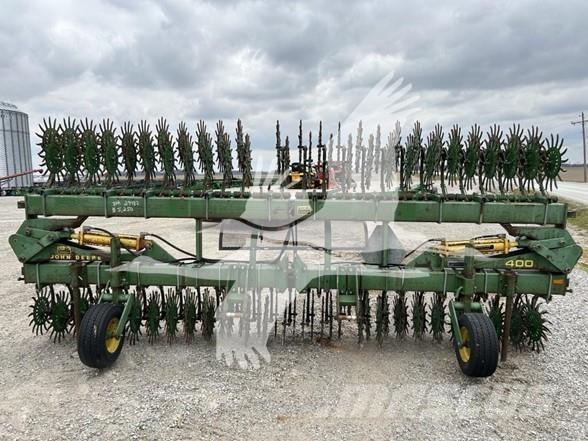 John Deere 400 Otras máquinas y aperos de labranza