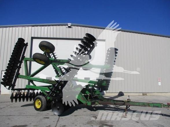 John Deere 630 Gradas de discos