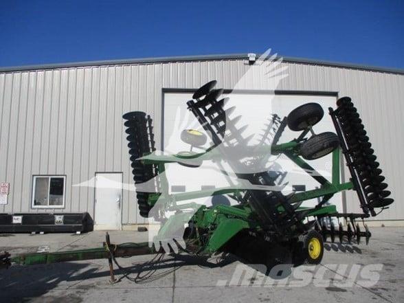 John Deere 630 Gradas de discos