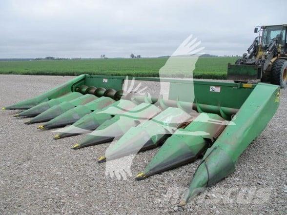 John Deere 843 Cabezales de cosechadoras combinadas