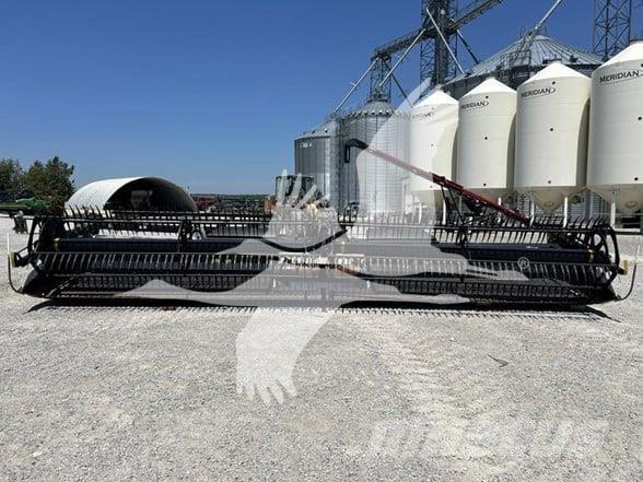 MAC DON FD130 Cabezales de cosechadoras combinadas