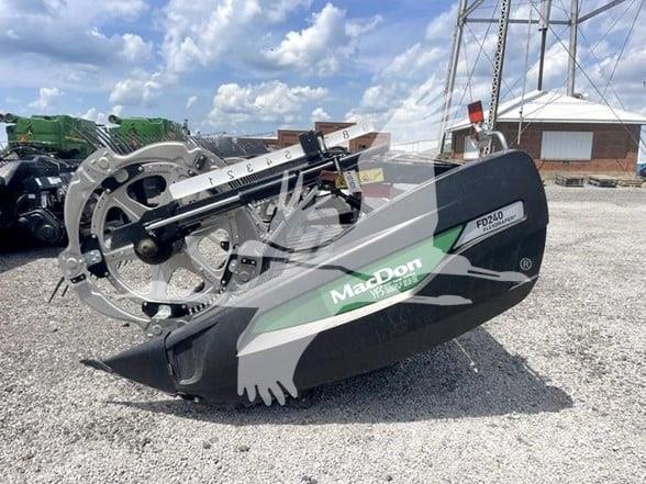 MAC DON FD240 Cabezales de cosechadoras combinadas
