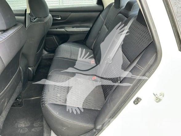 Nissan ALTIMA Carros