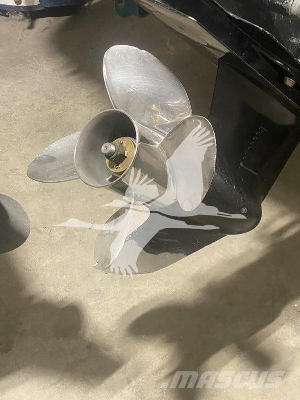  RINKER 21257LM Barcos / barcazas de carga