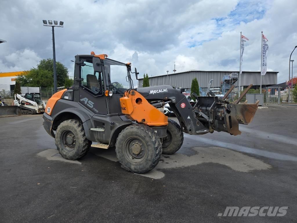 Mecalac AS 700 Cargadoras sobre ruedas