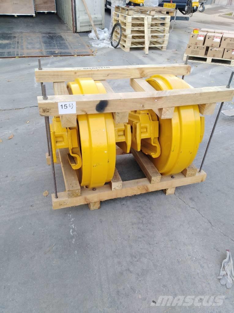 Komatsu D85E-18 Orugas