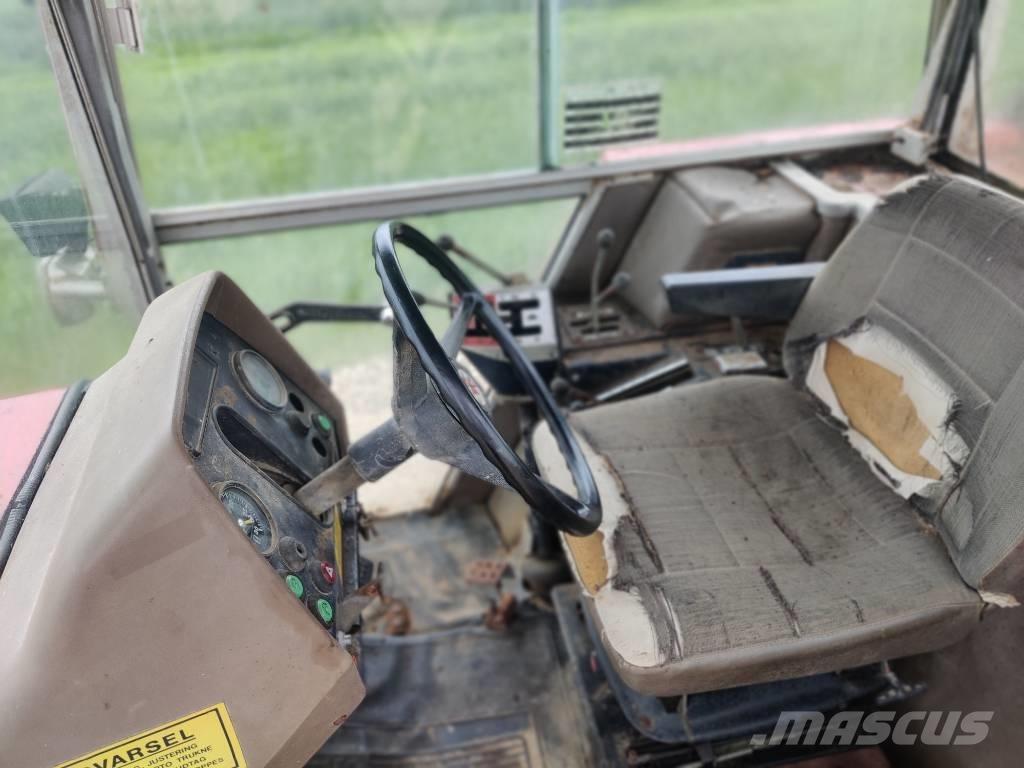 Massey Ferguson 2640 Tractores